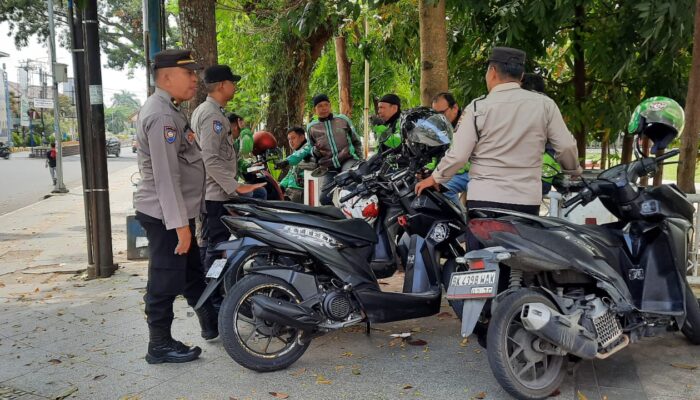 Ciptakan Situasi Kondusif, Sat Binmas Polres Pematangsiantar Intensifkan Patroli Sambang