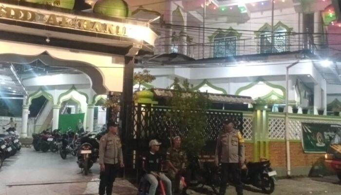 AKP Jahrona Sinaga Turunkan Personel, Jamaah Tarawih di Siantar Utara Beribadah Lebih Aman