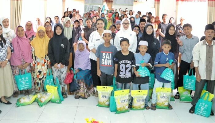 TP PKK dan DWP Simalungun Berbagi Sembako di Bulan Ramadhan, Ratusan Warga Terbantu