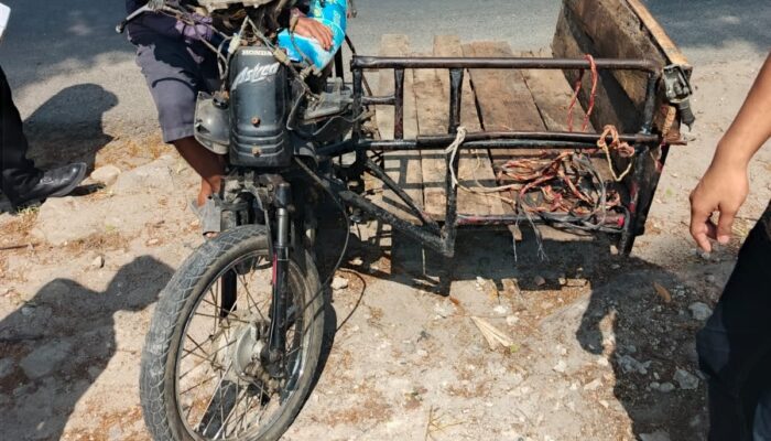 Respon Cepat, Polres Pematangsiantar Cek TKP Laka Lantas di Simpang Pulo Gumba