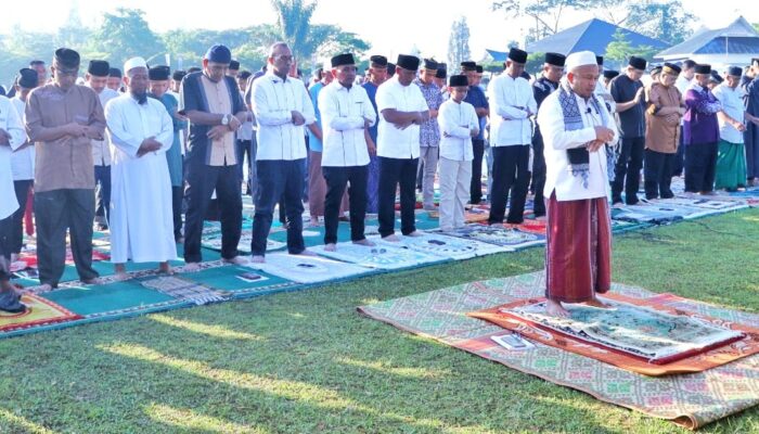 Pemkab Simalungun Gelar Shalat Idul Fitri 1447 H di Halaman Kantor Bupati, Momentum Bersejarah
