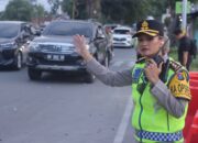 Volume Kendaraan Meningkat, Kapolres Pematangsiantar Turun ke Jalan Atur Lalu Lintas