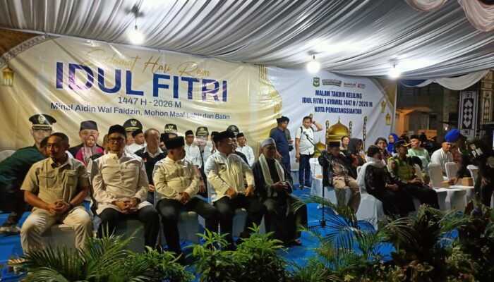 Ribuan Warga Semarakkan Takbir Keliling di Pematangsiantar, Wali Kota Wesly Silalahi Resmi Lepas Peserta