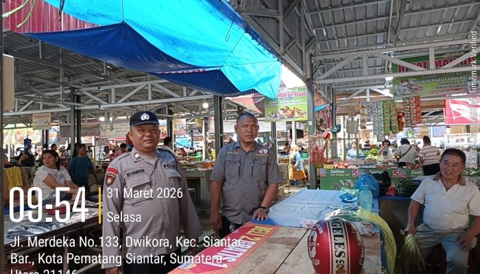 Cegah Tindak Pidana, Polsek Siantar Barat Gelar Patroli Pagi di Pasar Horas