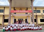 Polres Pematangsiantar Tanamkan “Polisi Sahabat Anak” kepada Siswa SD MIS Terpadu Al Wasliyah