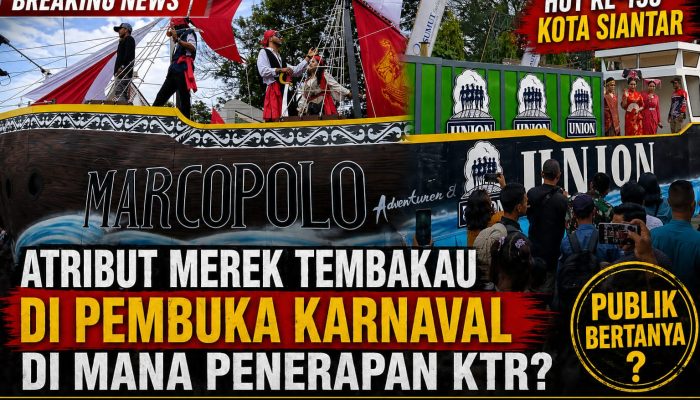 DUA MOBIL BERLOGO MEREK TEMBAKAU BUKA KARNAVAL HUT KE-155 SIANTAR, PICU SOROTAN TERKAIT ATURAN KTR 2025