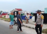 Pastikan Ziarah Paskah Kondusif, Bhabinkamtibmas Turun Langsung ke TPU Kristen