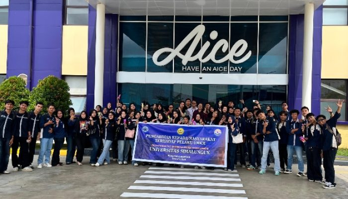 Mahasiswa Manajemen USI Kunjungi Pabrik Aice, Belajar Langsung Proses Produksi hingga Distribusi