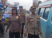 Kapolsek Siantar Utara Blusukan ke Pasar Dwikora, Jalan Kaki Sapa Pedagang dan Tukang Ojek
