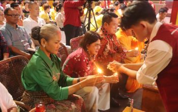 Kapolres Pematangsiantar Hadiri Malam Doa dan Festival Waisak, Perkuat Toleransi Antarumat Beragama