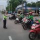 Sat Lantas Polres Pematangsiantar Berikan Edukasi Keselamatan Berkendara kepada Pengemudi Gojek