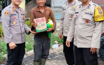 Sambut HUT Bhayangkara ke-80, Kapolsek Siantar Timur Salurkan Bantuan Sosial kepada Warga Kurang Mampu