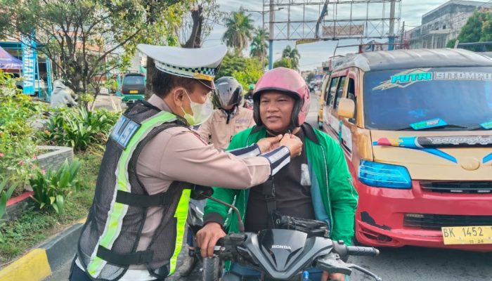 Polantas Menyapa, Sat Lantas Polres Pematangsiantar Edukasi Pengguna Jalan demi Keselamatan Berlalu Lintas