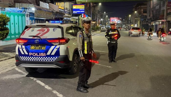 Satlantas Polres Pematangsiantar Gelar Blue Light Patrol, Ciptakan Kamseltibcarlantas dan Antisipasi Kriminalitas