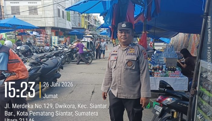 Polsek Siantar Barat Tingkatkan Patroli Jalan Kaki di Pasar Horas, Antisipasi Aksi 3C