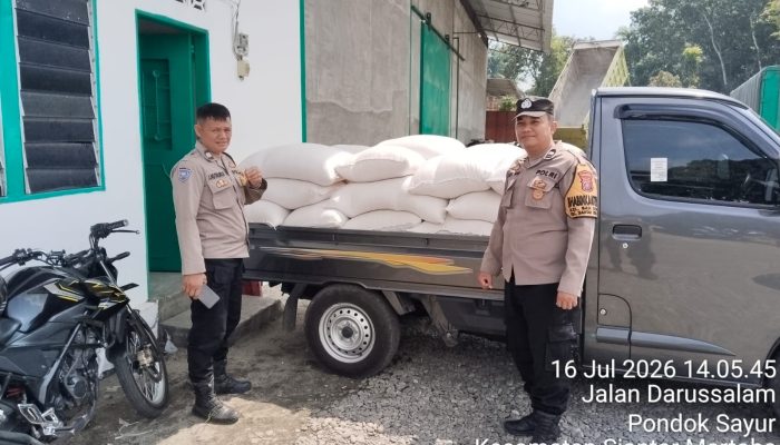 Polsek Siantar Martoba Dampingi Petani Jual 2 Ton Jagung ke Bulog, Dukung Ketahanan Pangan