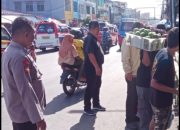 Patroli Jalan Kaki di Pasar Horas, Polsek Siantar Barat Antisipasi 3C dan Imbau Pedagang Tetap Waspada