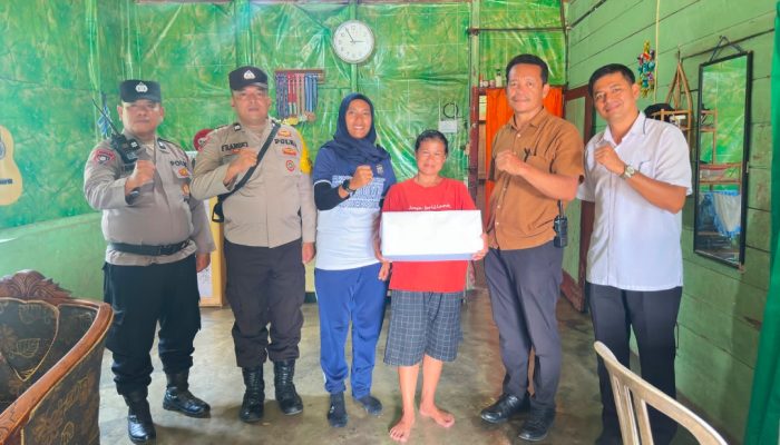 Jumat Berkah, Polsek Siantar Selatan Salurkan Bansos untuk Warga Membutuhkan