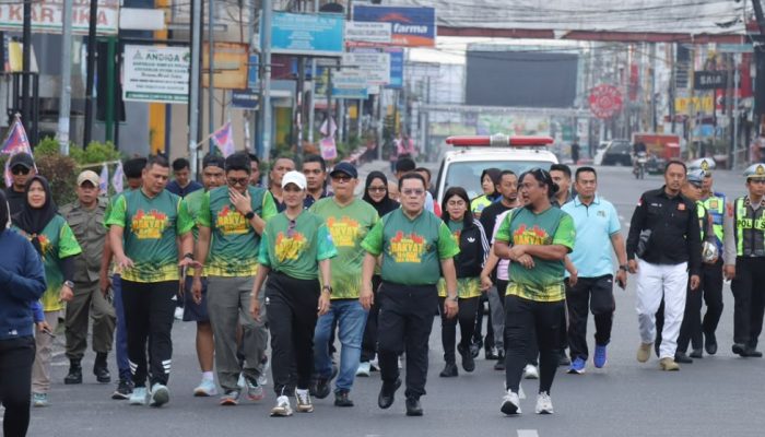 Kapolres Pematangsiantar Ikuti Jalan Santai Bersama Forkopimda dan Masyarakat