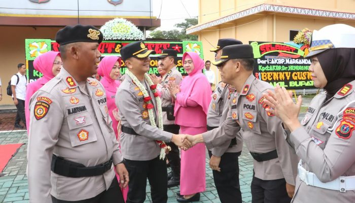 Pisah Sambut Kapolres Simalungun, Gerbang Pora Lepas AKBP Marganda