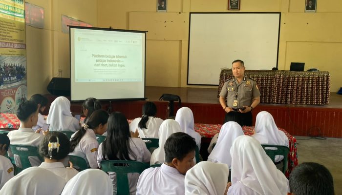 Polres Pematangsiantar Sosialisasikan Program Paham AI kepada 84 Siswa SMA Teladan