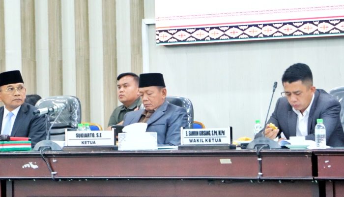Tujuh Fraksi DPRD Simalungun Setujui Ranperda Perubahan APBD 2026