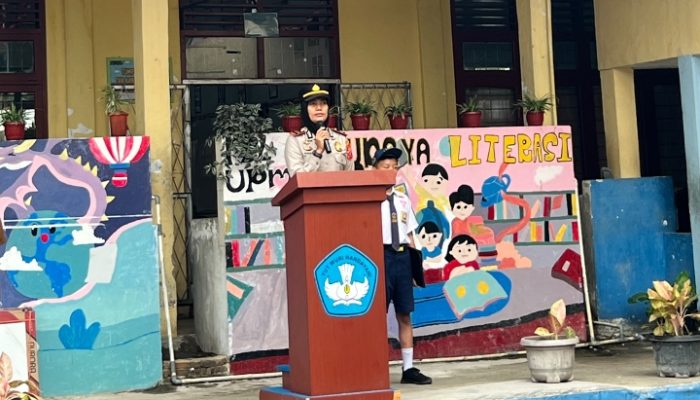 Kapolsek Siantar Selatan Ingatkan Pelajar SMPN 12: Jangan Biarkan Pergaulan Negatif Hancurkan Masa Depan