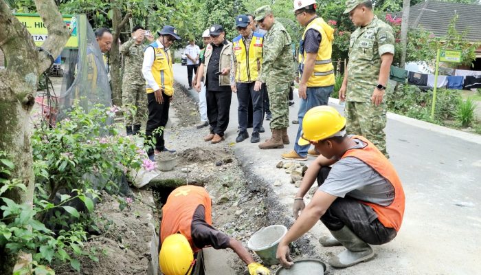 Satgas PRR Tinjau Pembangunan di Simalungun, Warga Apresiasi Perbaikan Jalan