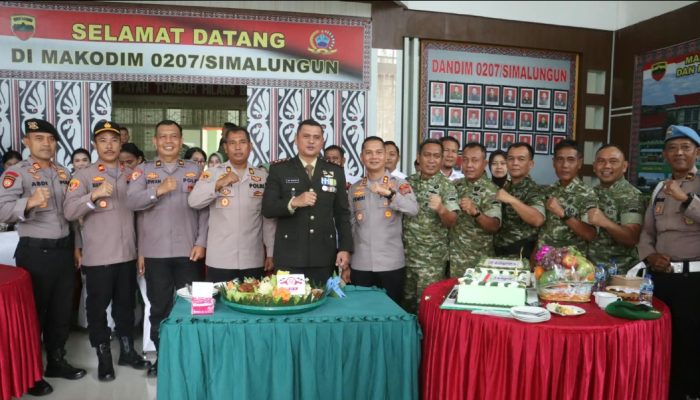 HUT ke-81 TNI, Kapolres Simalungun Beri Kejutan ke Kodim 0207